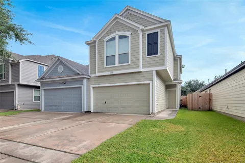 16518 Strathmore Manor Lane