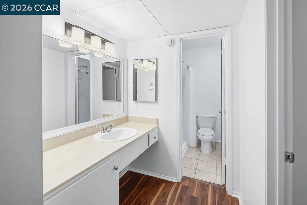 490 Civic Dr #102 Walnut Creek, CA 94596
