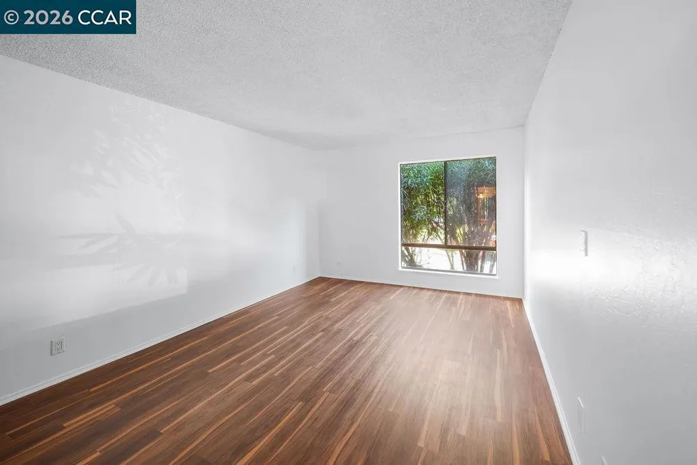 490 Civic Dr #102 Walnut Creek, CA 94596
