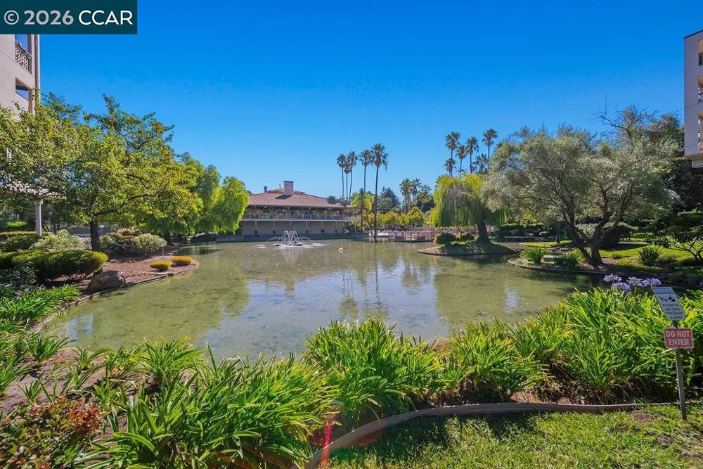 490 Civic Dr #102 Walnut Creek, CA 94596