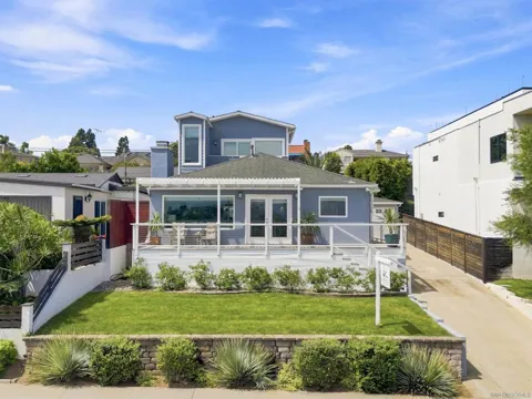 1122 Catalina Blvd