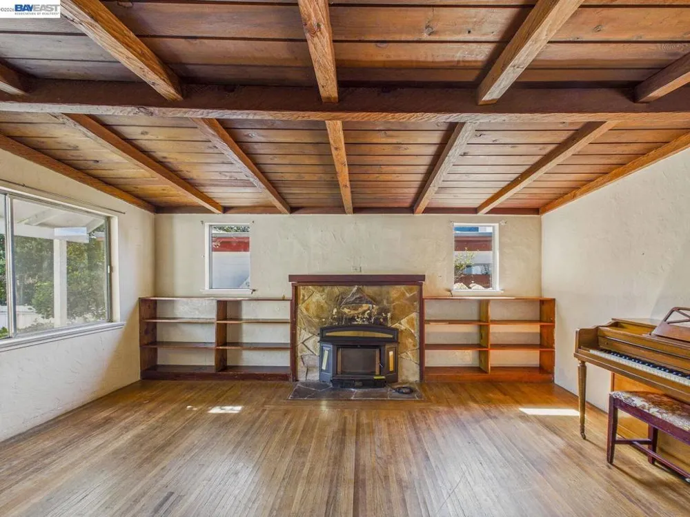 1506 Elm Ave Richmond, CA 94805