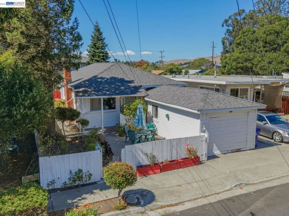 1506 Elm Ave Richmond, CA 94805