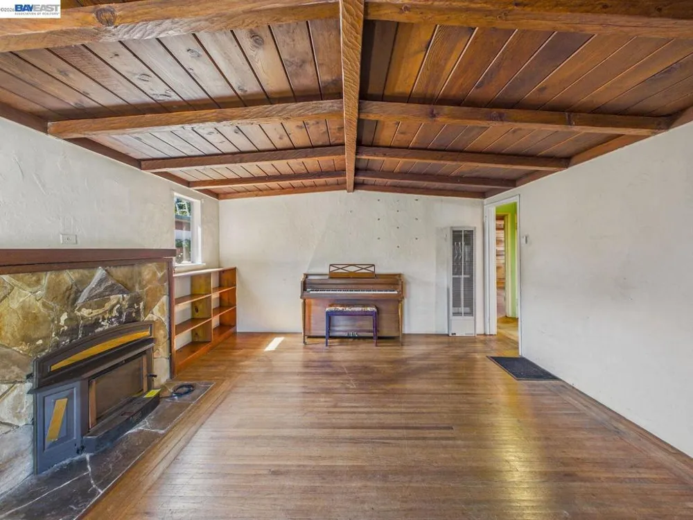 1506 Elm Ave Richmond, CA 94805