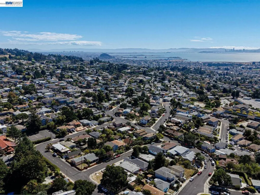 1506 Elm Ave Richmond, CA 94805