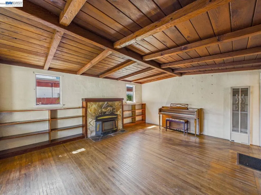 1506 Elm Ave Richmond, CA 94805