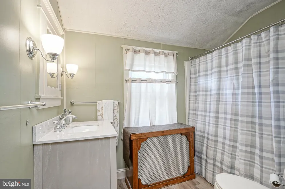 32 JOHNSON STREET Salem, NJ 08079