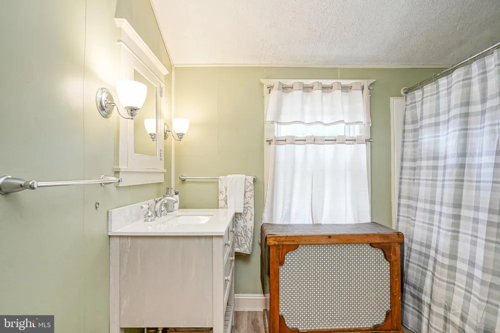 32 JOHNSON STREET Salem, NJ 08079