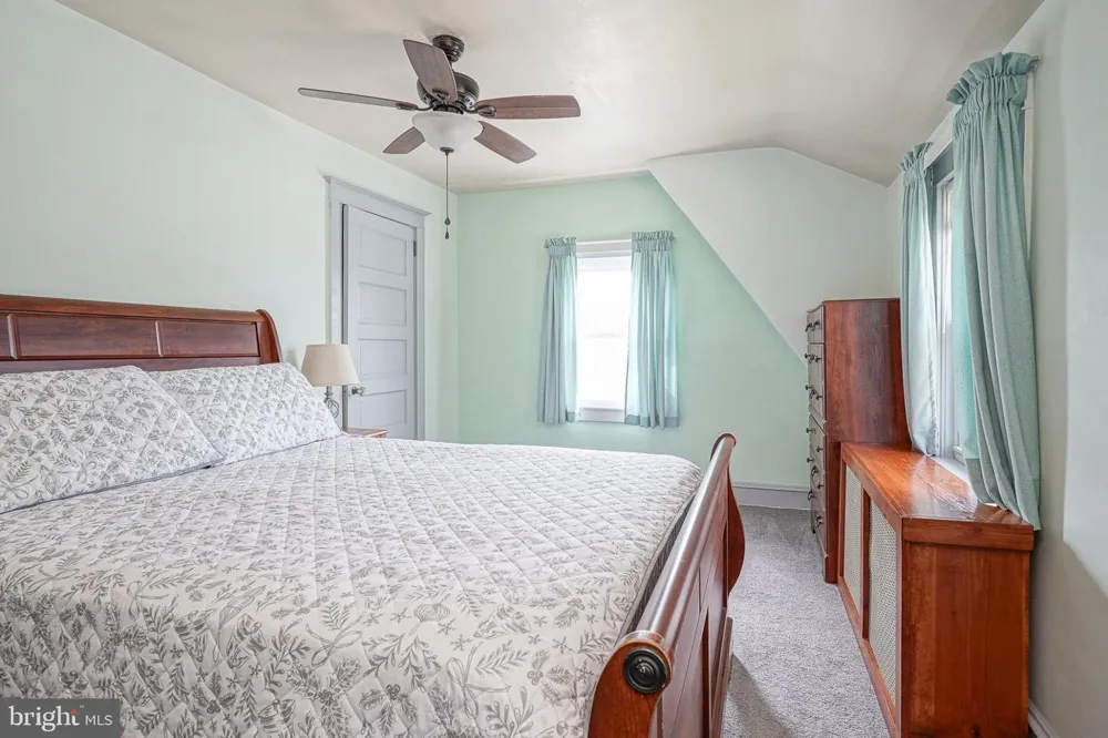 32 JOHNSON STREET Salem, NJ 08079