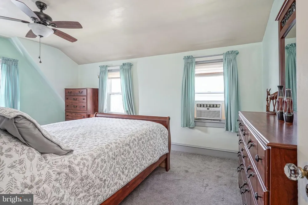32 JOHNSON STREET Salem, NJ 08079