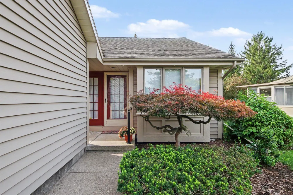 2748 Mulford Drive SE Grand Rapids, MI 49546
