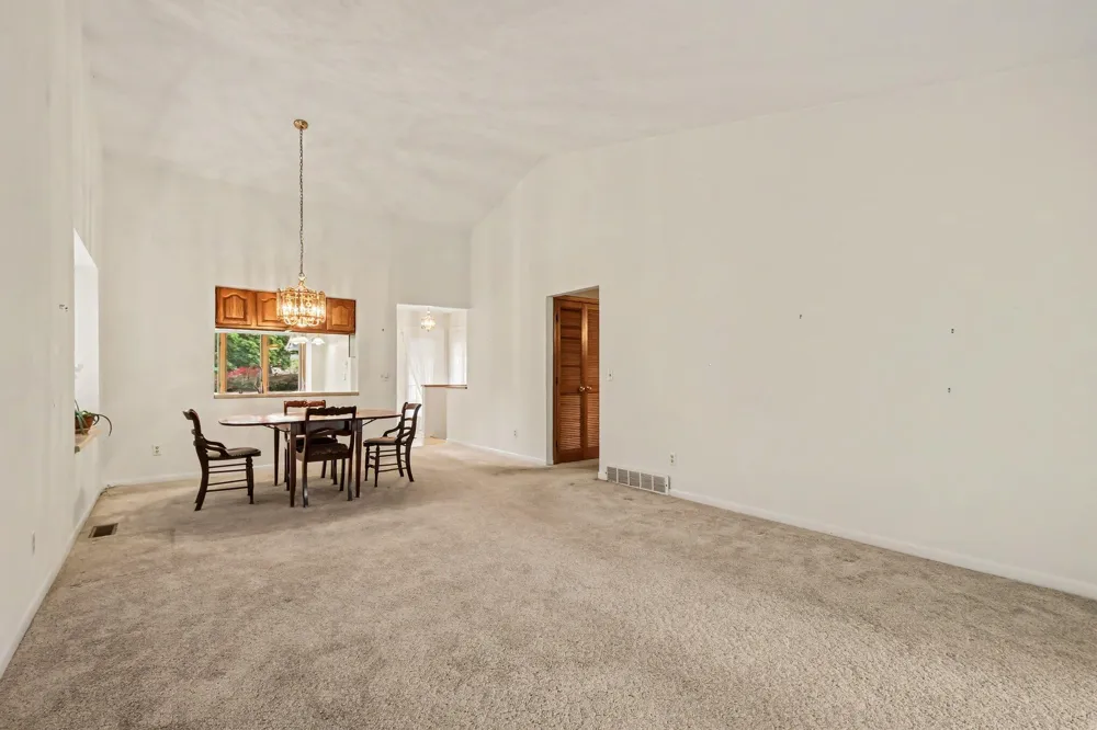 2748 Mulford Drive SE Grand Rapids, MI 49546