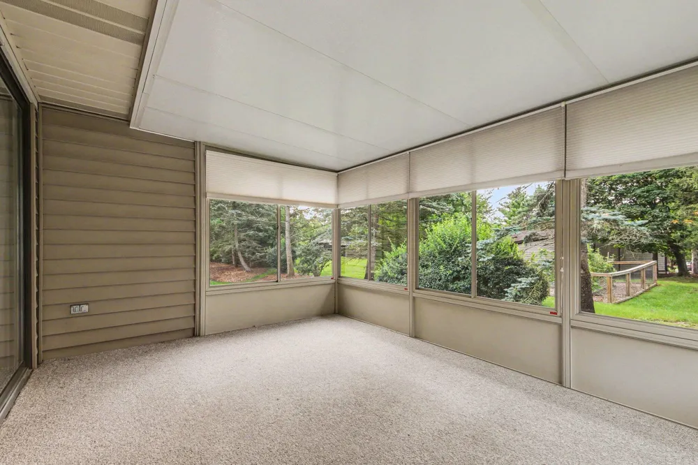 2748 Mulford Drive SE Grand Rapids, MI 49546