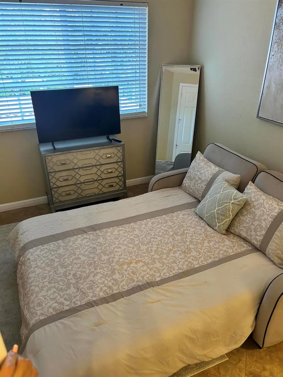 16075 Sims Road #203 Delray Beach, FL 33484