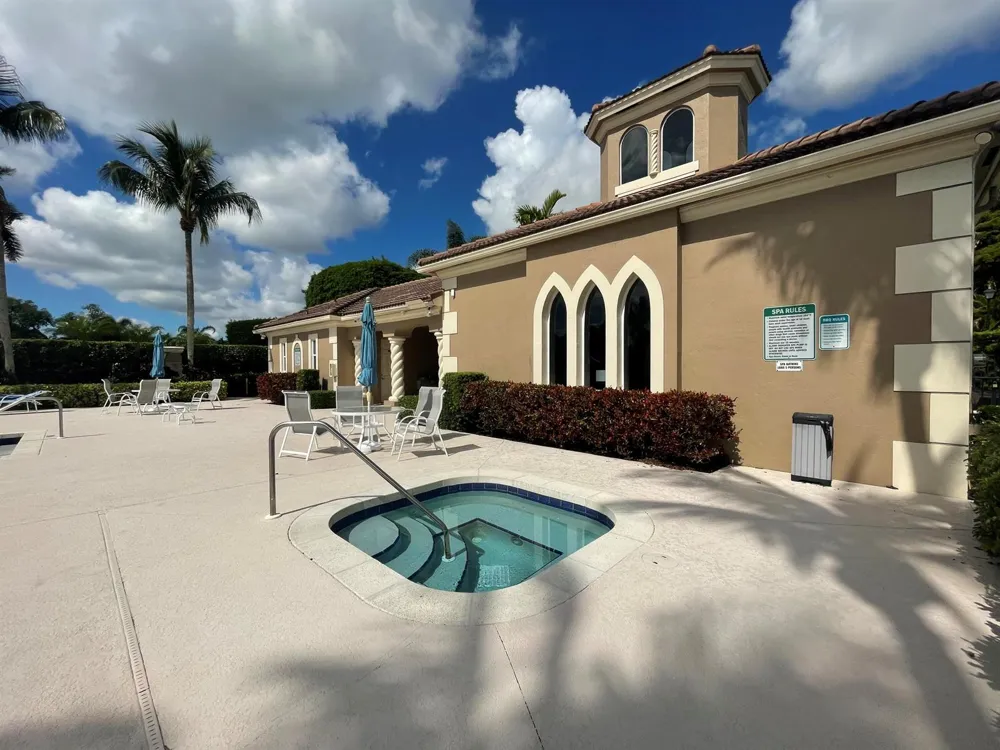 16075 Sims Road #203 Delray Beach, FL 33484