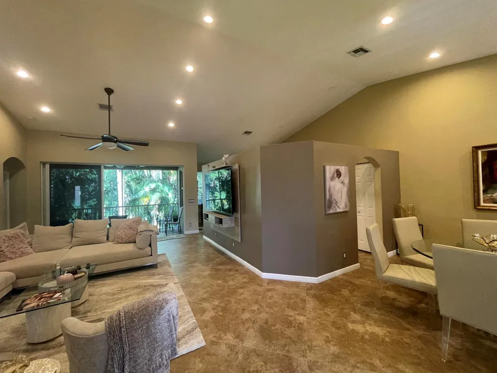 16075 Sims Road #203 Delray Beach, FL 33484