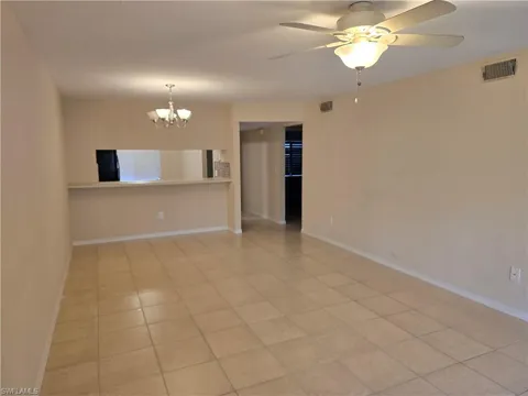 5750 Woodmere Lake Circle #H101