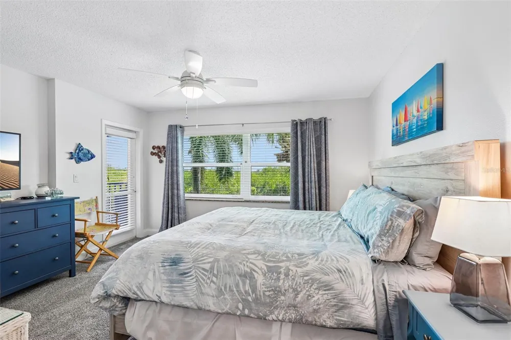 1332 PASADENA AVENUE S #207 South Pasadena, FL 33707