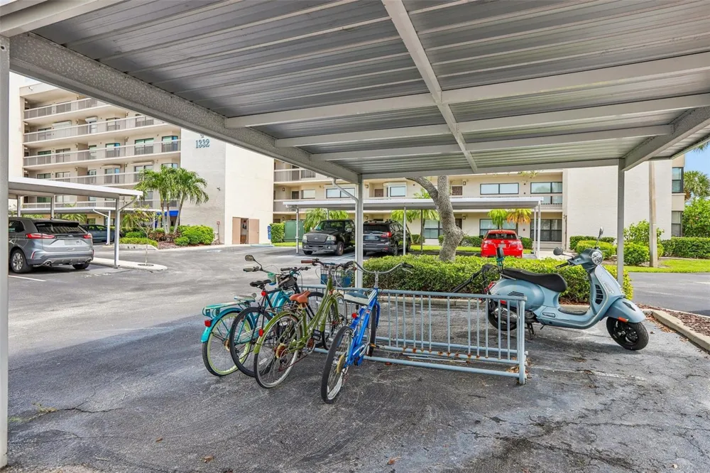 1332 PASADENA AVENUE S #207 South Pasadena, FL 33707