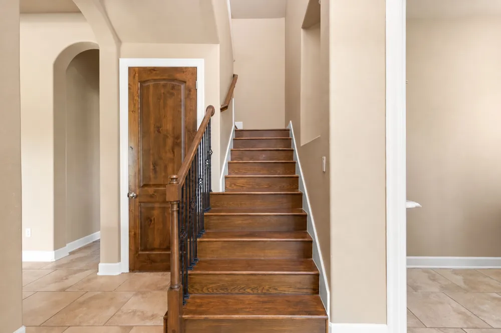 275 Lonely Pine Cove Driftwood, TX 78619