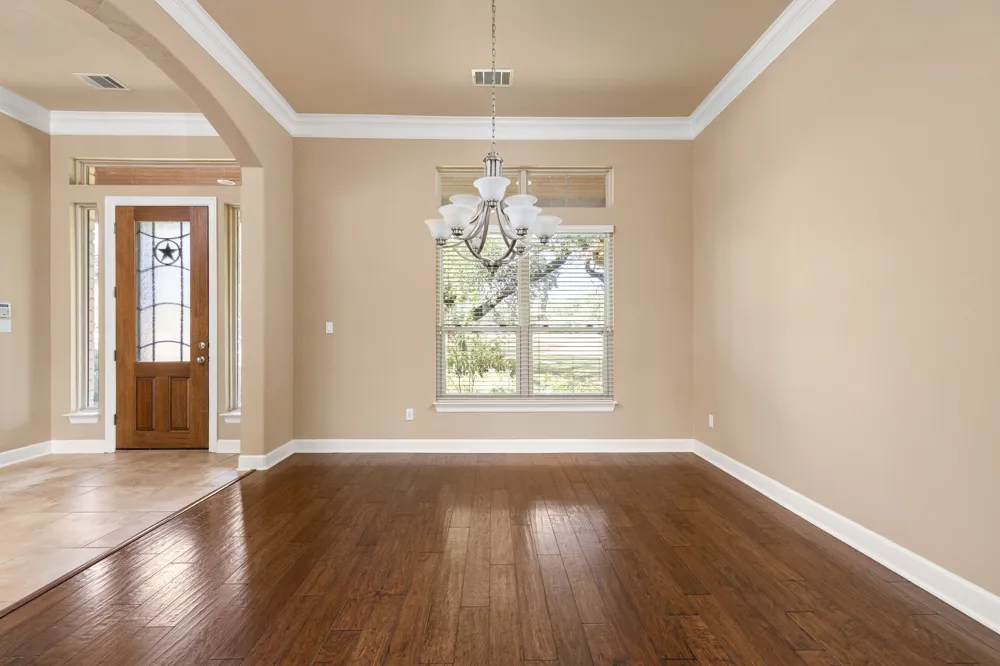 275 Lonely Pine Cove Driftwood, TX 78619