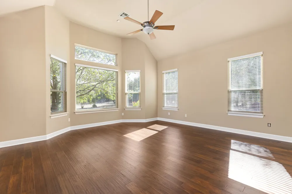 275 Lonely Pine Cove Driftwood, TX 78619