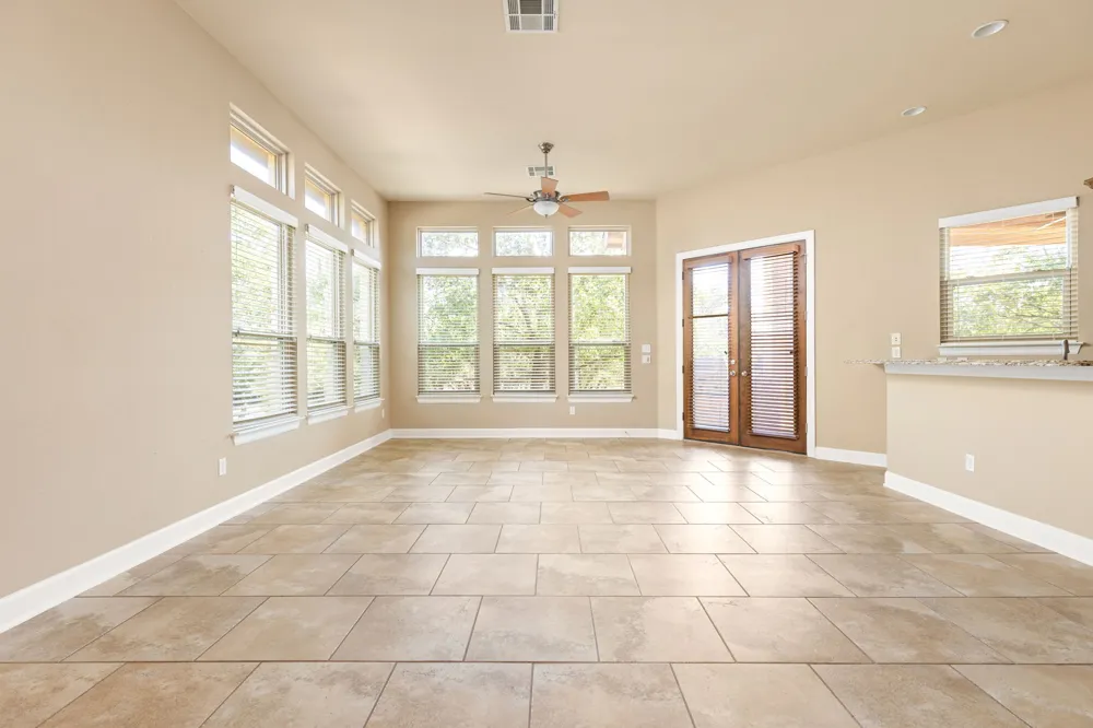 275 Lonely Pine Cove Driftwood, TX 78619