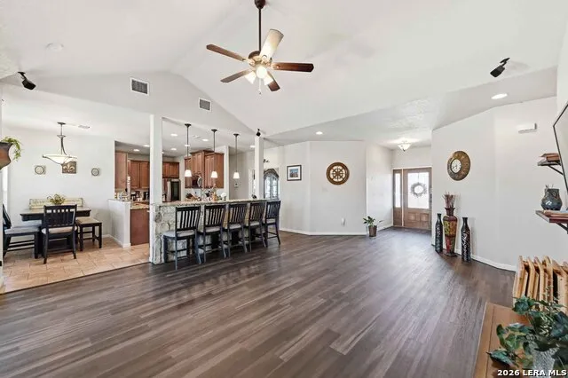 14838 St Hedwig St Hedwig, TX 78152