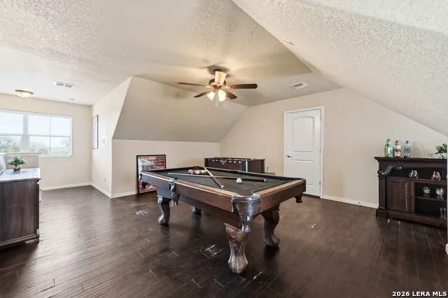 14838 St Hedwig St Hedwig, TX 78152