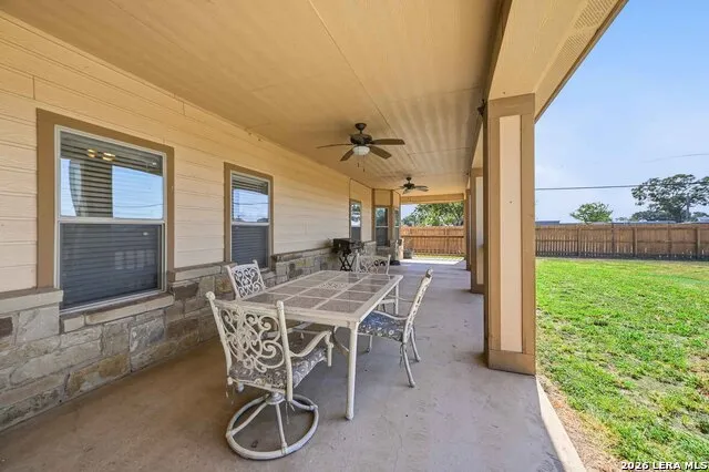 14838 St Hedwig St Hedwig, TX 78152