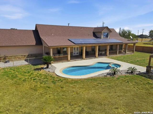 14838 St Hedwig St Hedwig, TX 78152