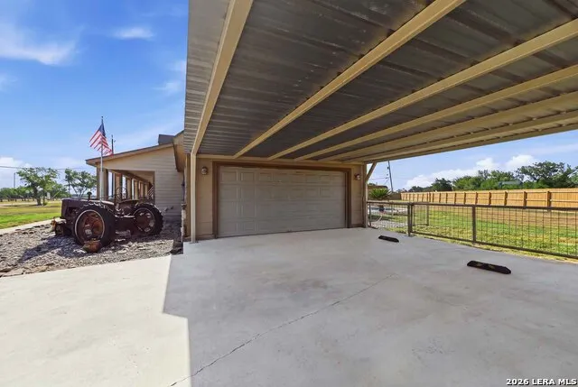 14838 St Hedwig St Hedwig, TX 78152
