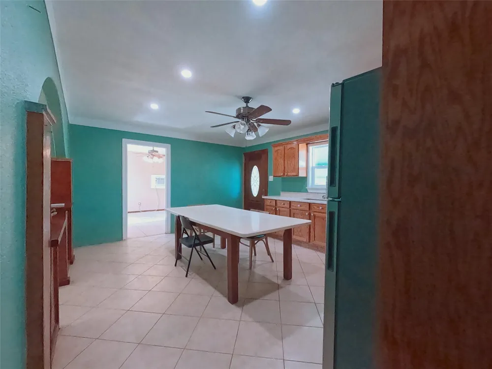 138 Blanchard Loop Danbury, TX 77534