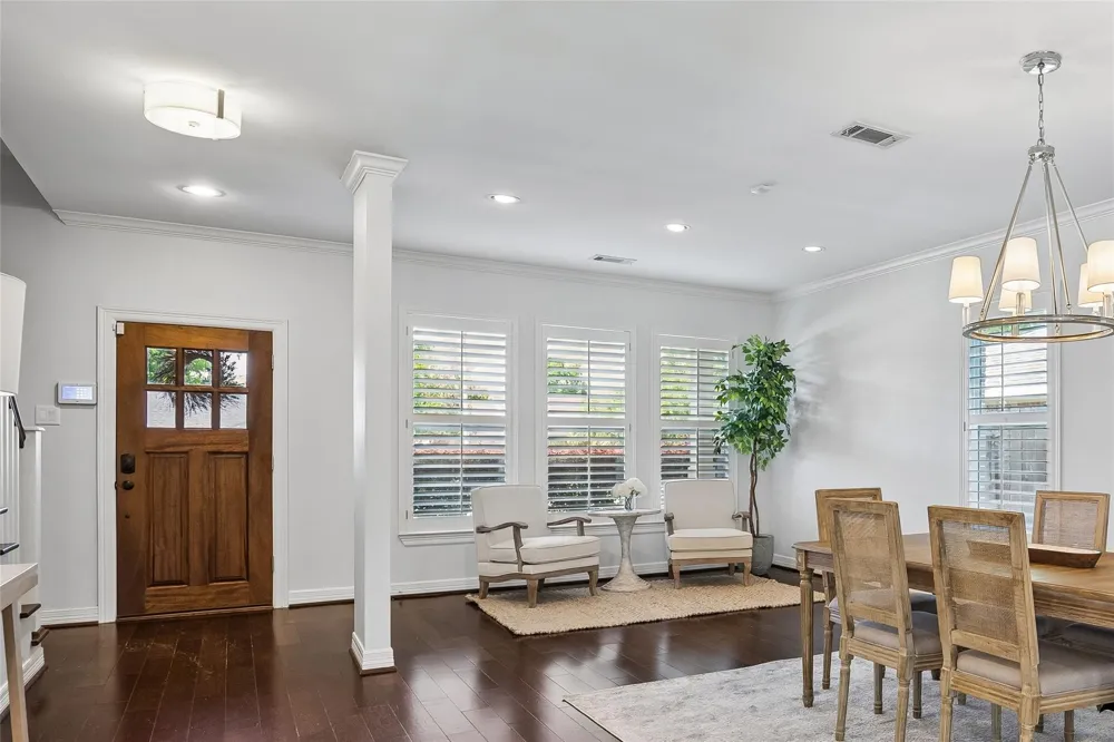 5121 Libbey Lane Houston, TX 77092