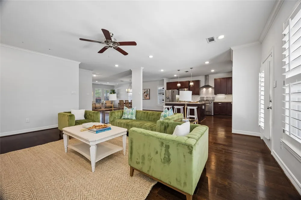 5121 Libbey Lane Houston, TX 77092