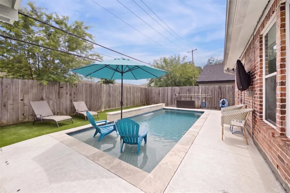 5121 Libbey Lane Houston, TX 77092