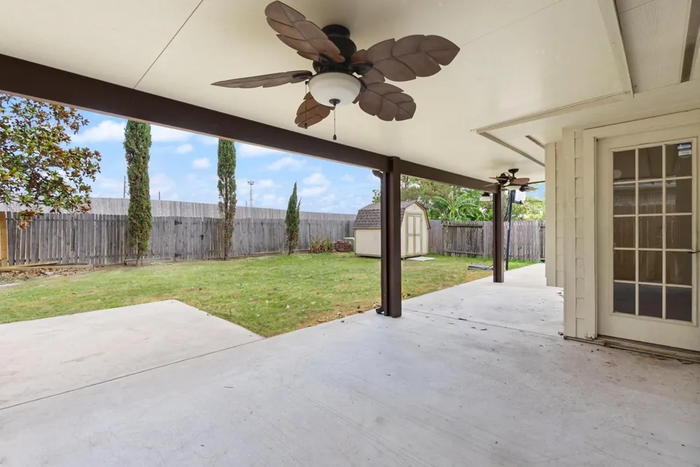 10638 Desert Springs Circle Houston, TX 77095