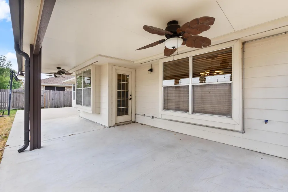 10638 Desert Springs Circle Houston, TX 77095