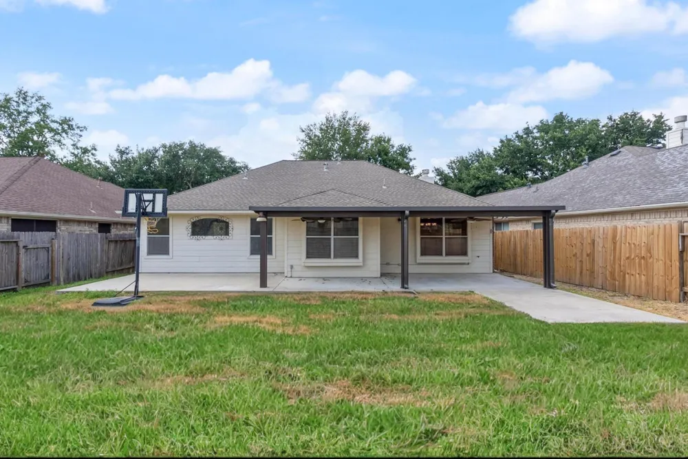 10638 Desert Springs Circle Houston, TX 77095