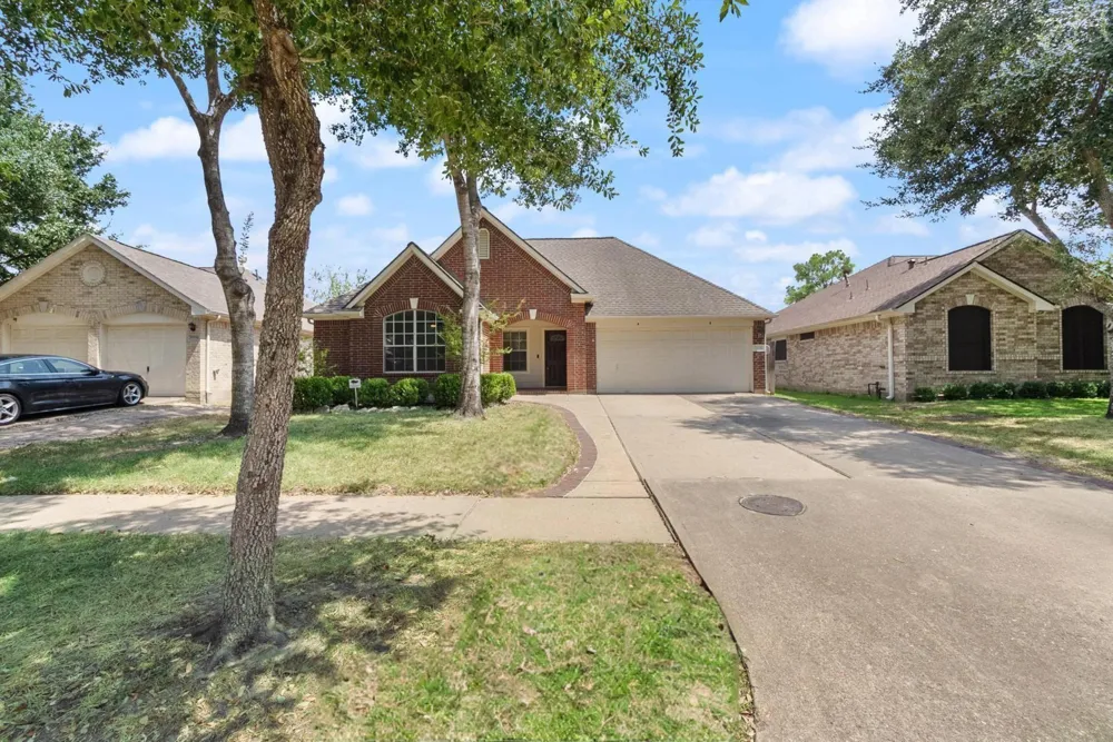10638 Desert Springs Circle Houston, TX 77095