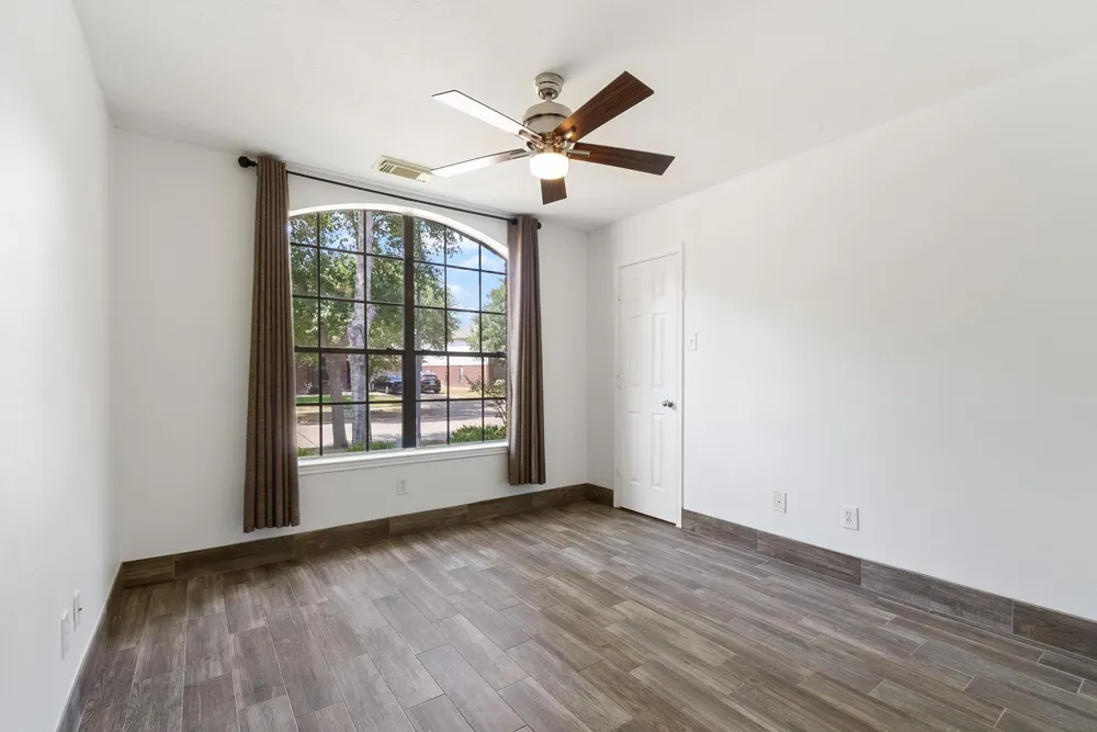 10638 Desert Springs Circle Houston, TX 77095