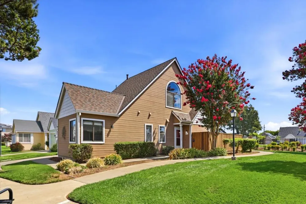 744 Anne Lane Morgan Hill, CA 95037