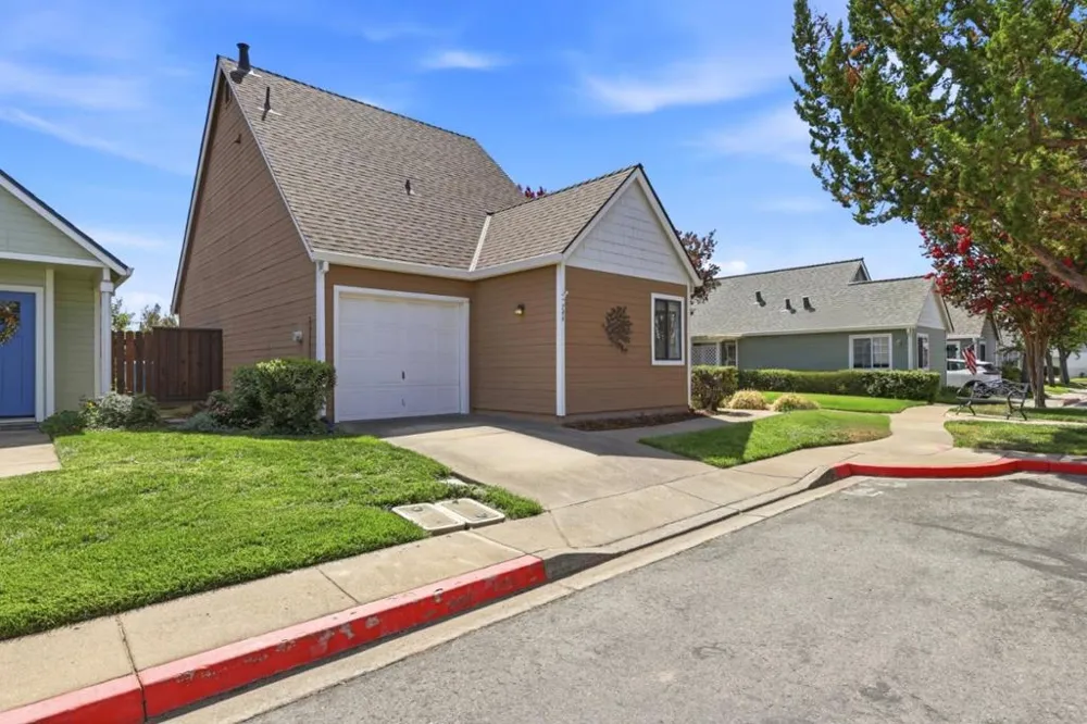 744 Anne Lane Morgan Hill, CA 95037