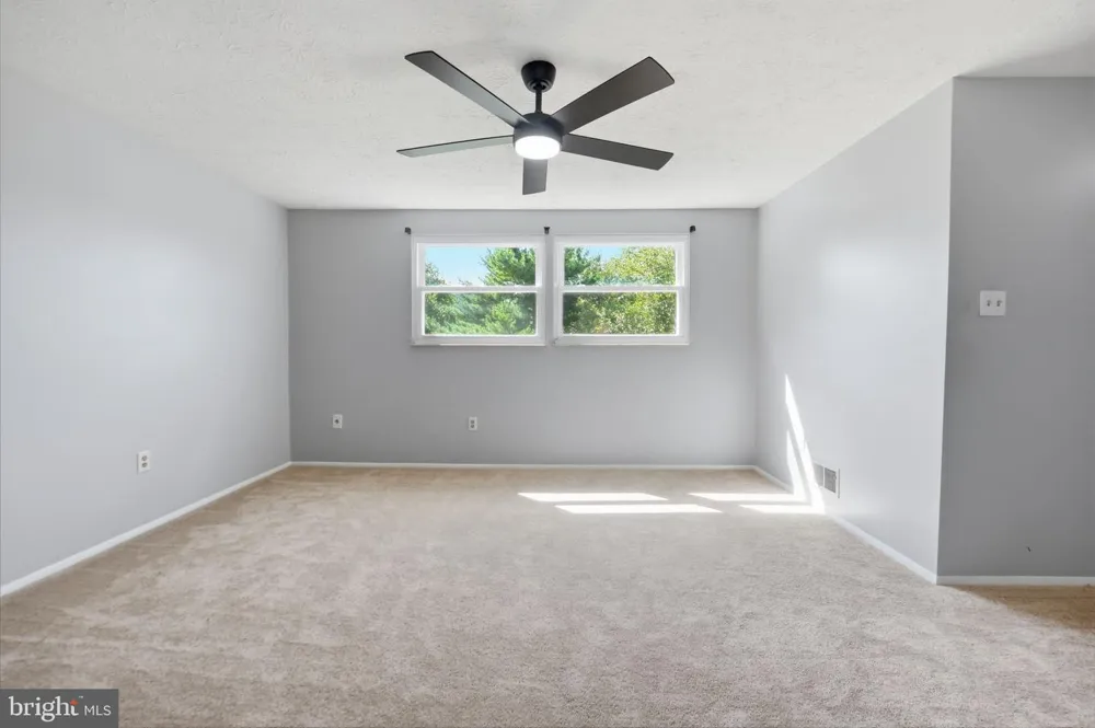 142 FAIRFIELD DRIVE Frederick, MD 21702