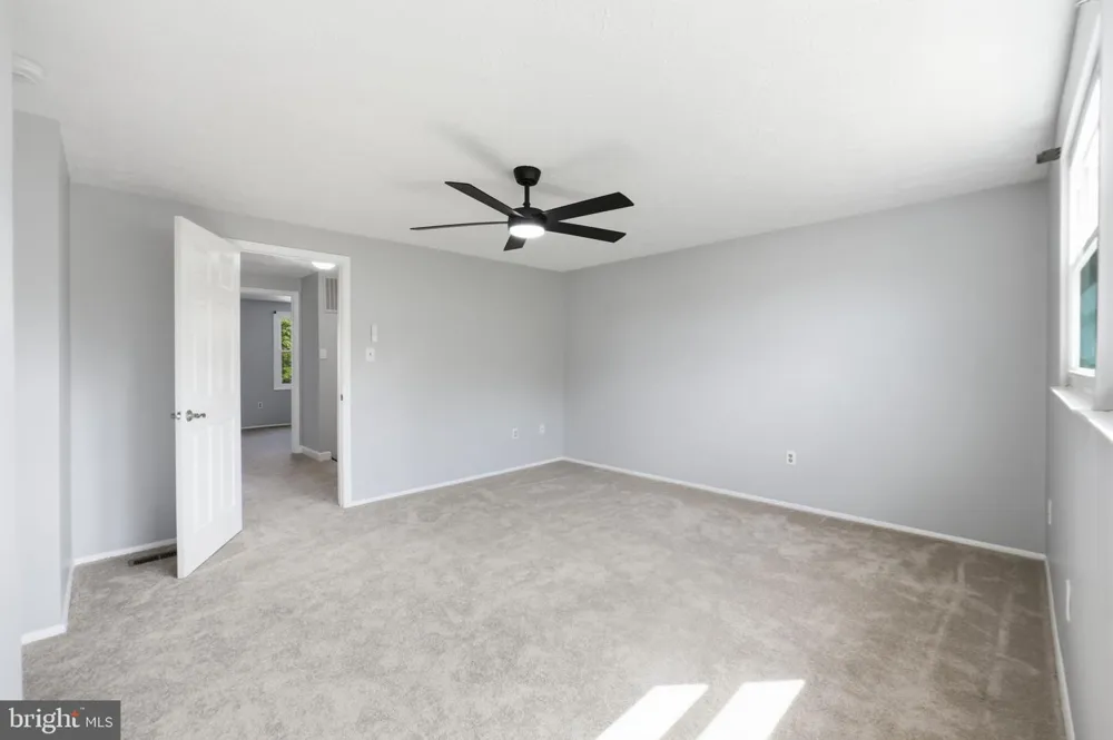 142 FAIRFIELD DRIVE Frederick, MD 21702