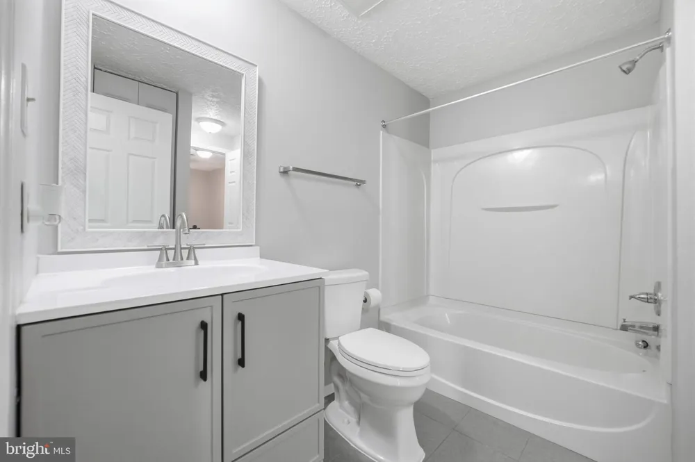 142 FAIRFIELD DRIVE Frederick, MD 21702