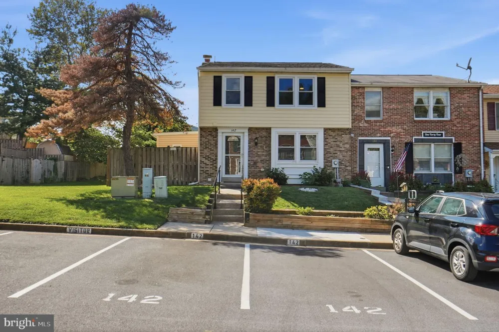 142 FAIRFIELD DRIVE Frederick, MD 21702