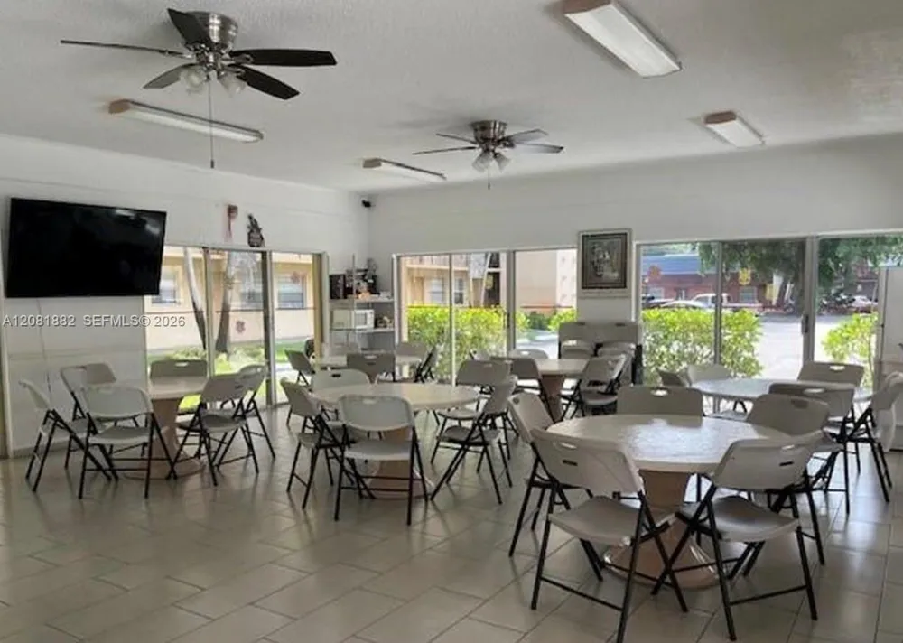 2145 Pierce St #223 Hollywood, FL 33020
