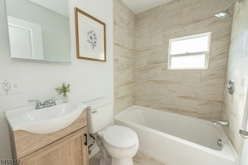 46 Birch St Bloomfield, NJ 07003
