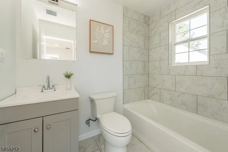 46 Birch St Bloomfield, NJ 07003